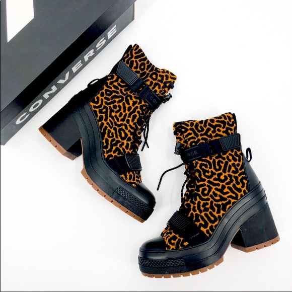 Converse Shoes Converse Womens Chuck Taylor All Star Utility Gr82